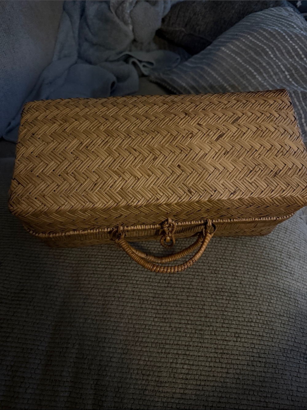 1950-1960 Vintage wicker purse/ decor/ makeup case/jewelry case